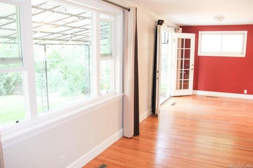 661 Bates Ave, Englewood CO 80113-1663 exterior