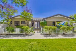 690 1st Ave, Upland CA  91786-4713 exterior