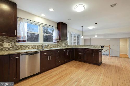 13908 Gate Dr, Silver Spring MD 20906-2208 exterior