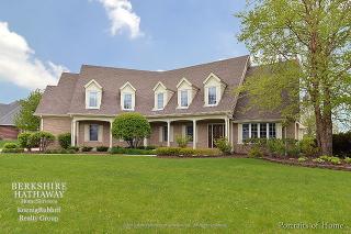 10929 Royal Porthcawl Dr, Naperville, IL 60564-8117