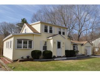 20 Elwyn Rd, Rye, NH 03870-6102