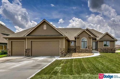 12810 184th Cir, Bennington, NE 68007