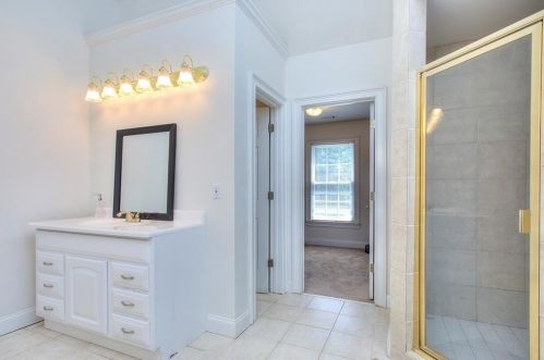 5065 Highland Lake Dr, Atlanta GA  30349-3924 exterior