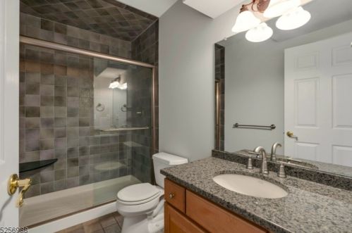 12 Quail Run, Dover NJ  07869-2827 exterior