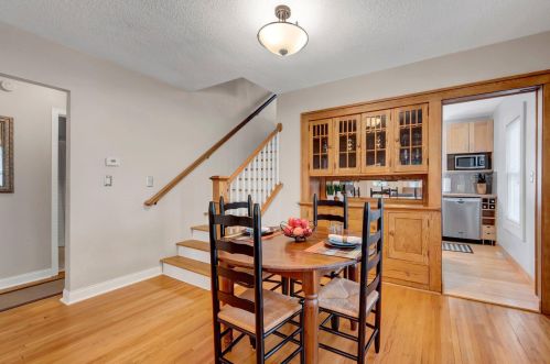 1383 Juliet Ave, Saint Paul MN  55105-2502 exterior