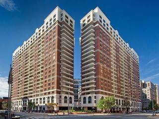 850 Randolph St, Arlington VA  22203-1928 exterior