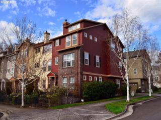 6035 Maidstone St, Beaverton, OR 97124-7390