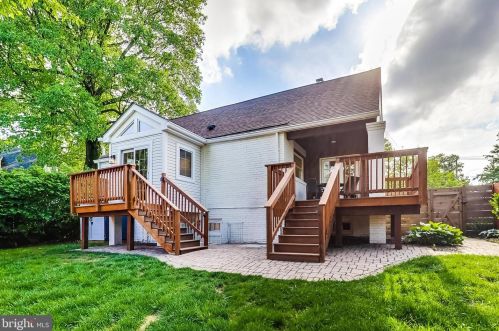 403 Dale Dr, Silver Spring MD  20910-5528 exterior