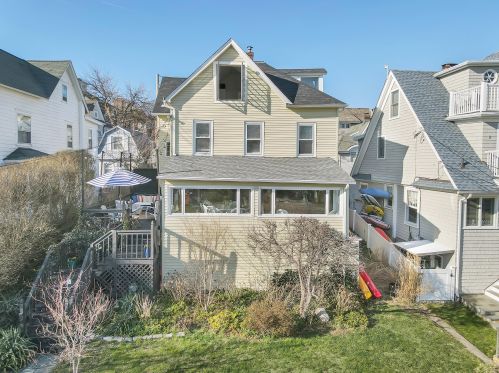 5 Parkview Rd, Norwalk CT  06853-1820 exterior