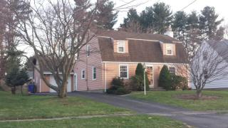 49 Northwood Rd, Hartford, CT 06111-3151
