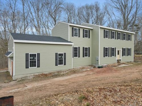 35 Twin Oak Farm Rd, Wallingford, CT 06492-5338