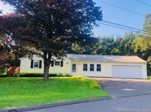 24 Seery Rd, Waterbury, CT 06716-1329