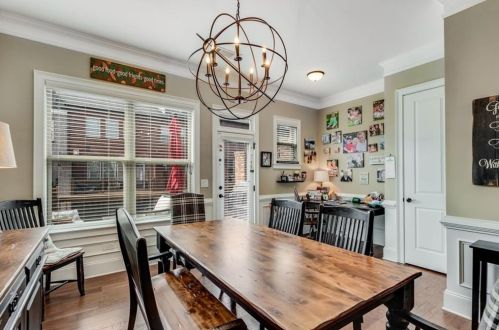 3639 Brookleigh Ln, Atlanta GA  30319-2219 exterior