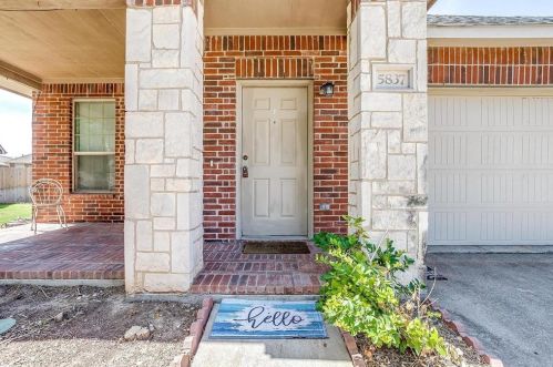5837 Deck House Rd, Fort Worth TX  76179-5262 exterior