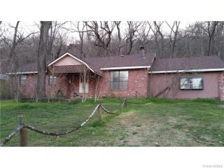 17500 Redbud Dr, Catoosa, OK 74015-6310
