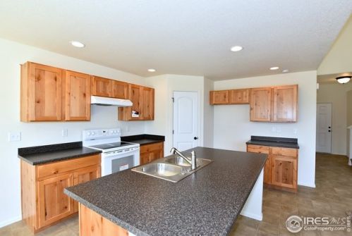 2636 Emerald St, Loveland CO 80537-2013 exterior