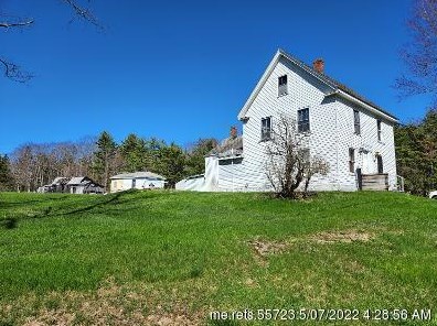 76 Kelley Rd, Orono, ME 04473-3416
