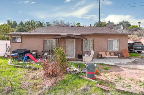 8443 Holsofar Rd, El Cajon, CA 92021-2063