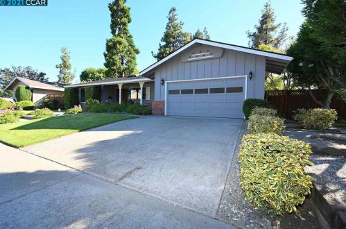 3107 Barrymore Dr, Concord, CA 94518-2844