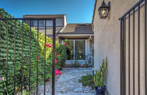 12 Gumwood, Irvine CA  92612-2352 exterior