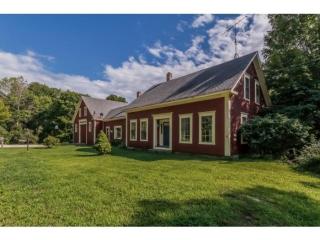 211 Robert Rogers Rd, Goffstown, NH 03046-4813