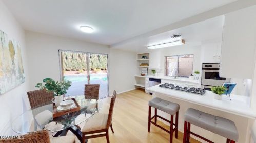 2007 Rhoda St, Simi Valley CA 93065-3539 exterior