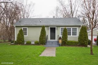411 Fairmont Ave, Romeoville IL  60441-5020 exterior