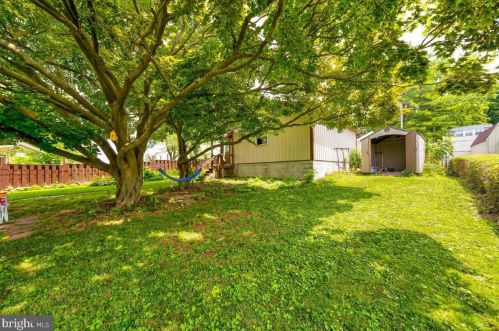 1722 King St, York PA  17404-5619 exterior