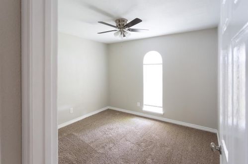 5413 Laredo Ln, Garland TX 75043-3602 exterior