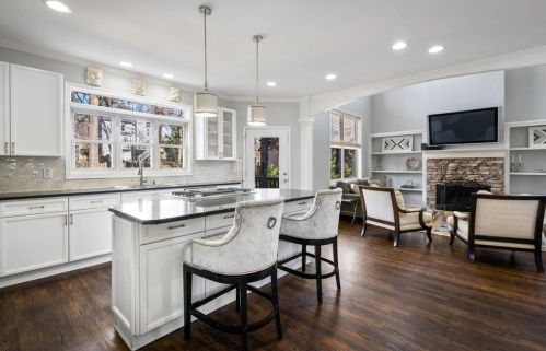 1392 Etowah Dr, Atlanta GA  30319-3446 exterior