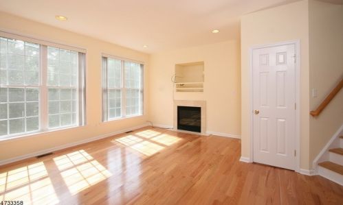24 Arrowgate Dr, Dover NJ  07869-5213 exterior