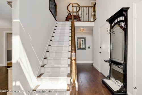 3 Princeton Ct, Tinton Falls NJ 07702-4055 exterior