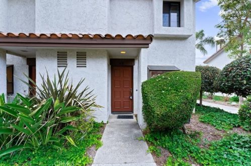 122 Kauai Ln, Placentia, CA 92870-6028