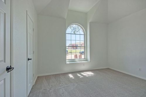 2502 Crosslands Dr, Garland TX  75040-3839 exterior