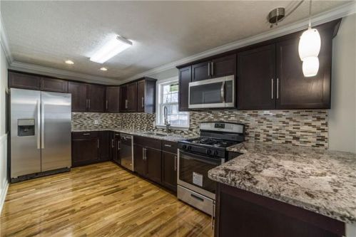 35 Highlane Dr, Stockbridge, GA 30281-2420