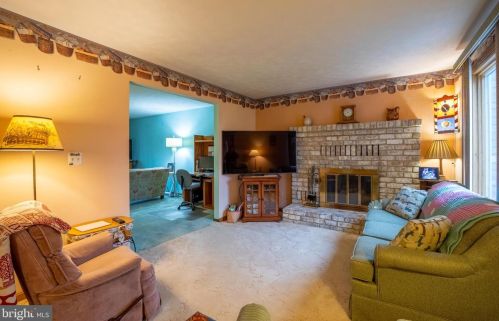 5160 Grandview Rd, Hanover PA 17331-7885 exterior