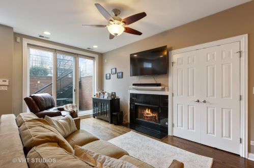 1744 Belmont Ave, Chicago, IL 60657-3020