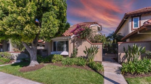 17 Calabria, Irvine, CA 92620-2512