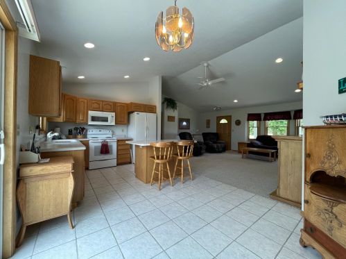 19740 750th Ave, Frankford, MN 55936-8164