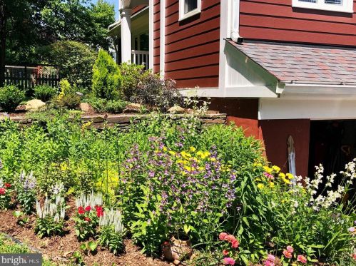 67 Eldrid Dr, Silver Spring MD 20904-2912 exterior