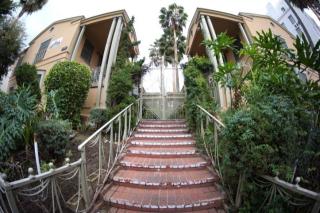 820 Serrano Ave, Los Angeles CA  90005-2743 exterior