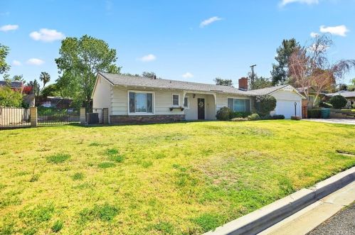 6322 Westview Dr, Riverside CA  92506-5322 exterior