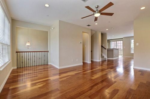 7814 Liverpool Ln, Irving TX 75063-3506 exterior