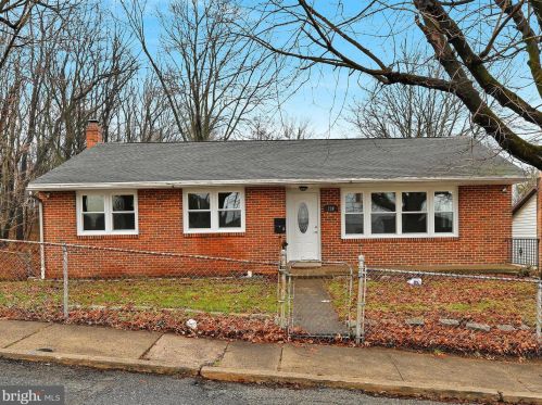 730 13th St, Primrose, PA 17901-1010