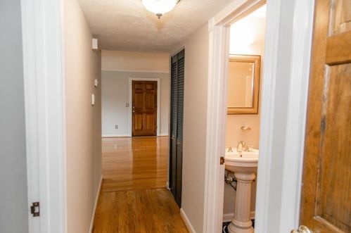 115 Biscayne Dr, Atlanta GA  30309-1003 exterior
