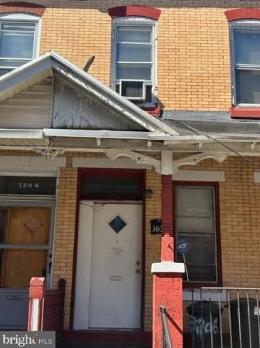 3806 15th St, Philadelphia, PA 19140-3604