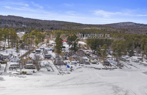 31 Kingsbury Dr, Milton, NH 03851-4605