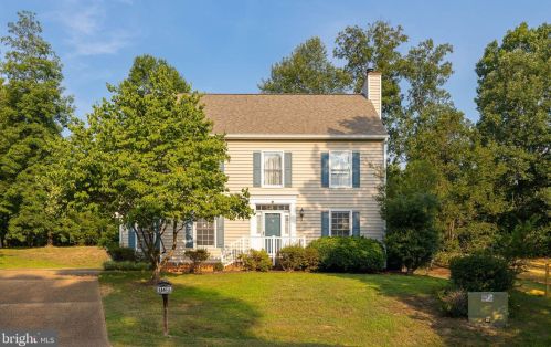 11412 Springfield Dr, Fredericksburg, VA 22408-1549