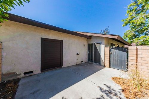 9177 Admiralty Ave, Riverside CA  92503-3314 exterior