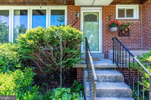 10408 Insley St, Silver Spring, MD 20902-4934